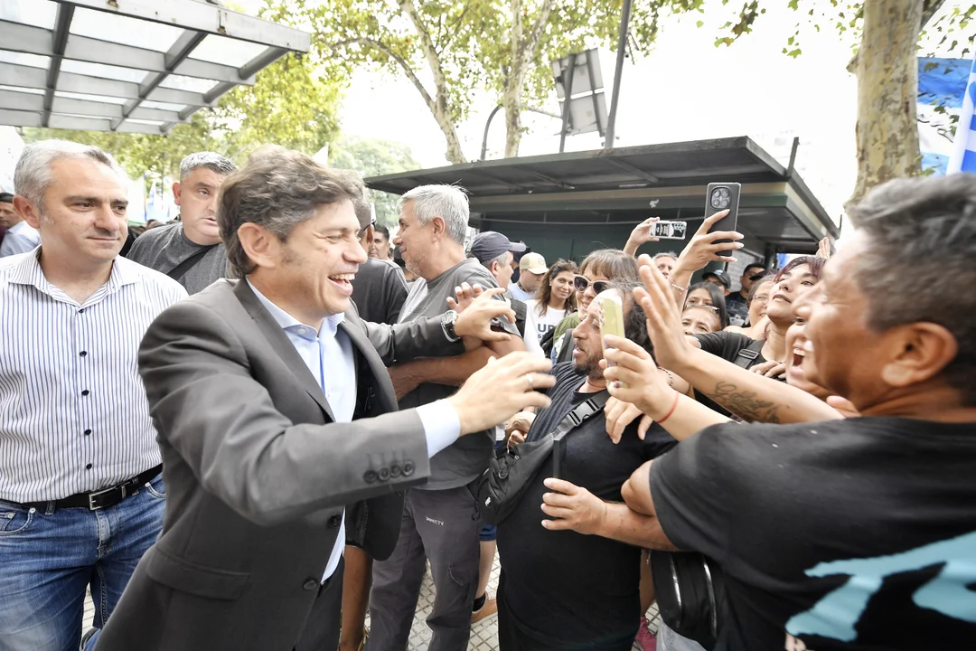 Kicillof participó de la marcha contra la reforma laboral
