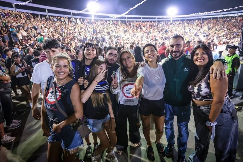 La diputada provincial, Mayra Mendoza, y la intendenta interina de Quilmes, Eva Mieri, participaron el lunes de la primera jornada de los “Carnavales con Memoria".