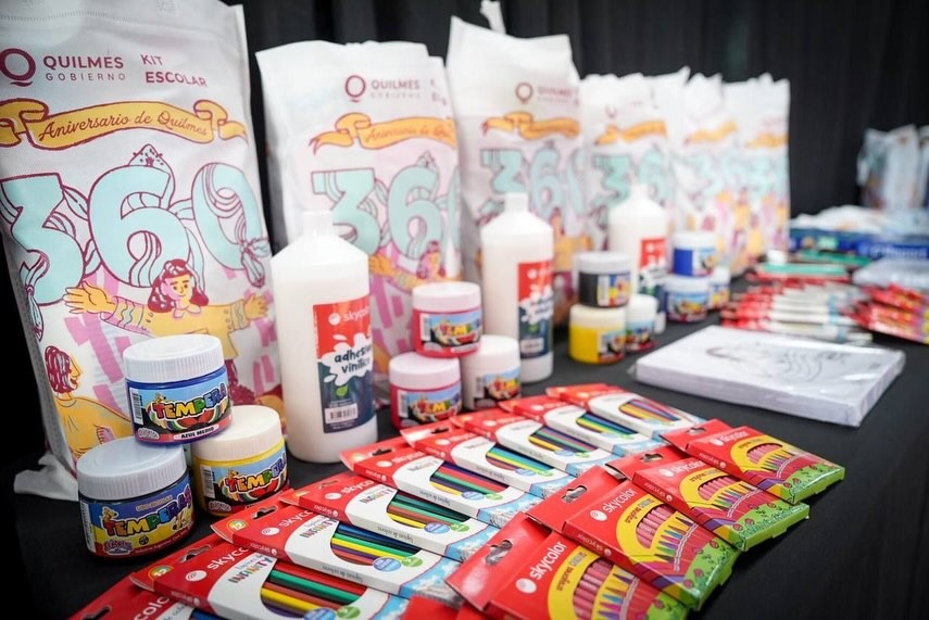 Presentaron los kits escolares para estudiantes de Quilmes
