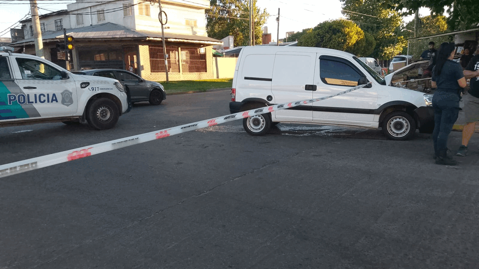 volcó auto quilmes