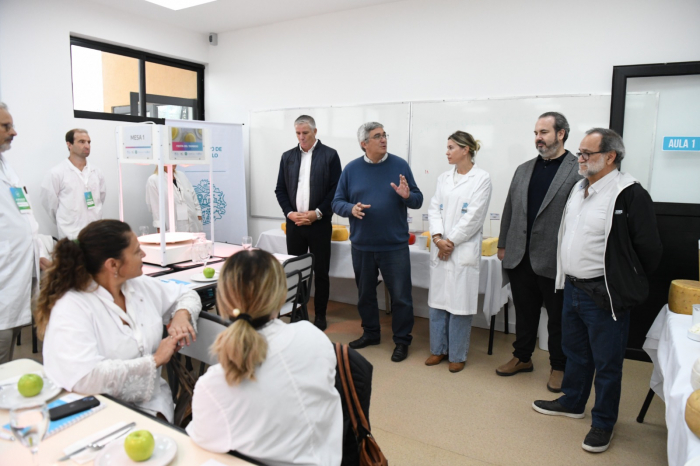 Javier Rodríguez: "En los últimos dos años cerraron más de 1.000 tambos"