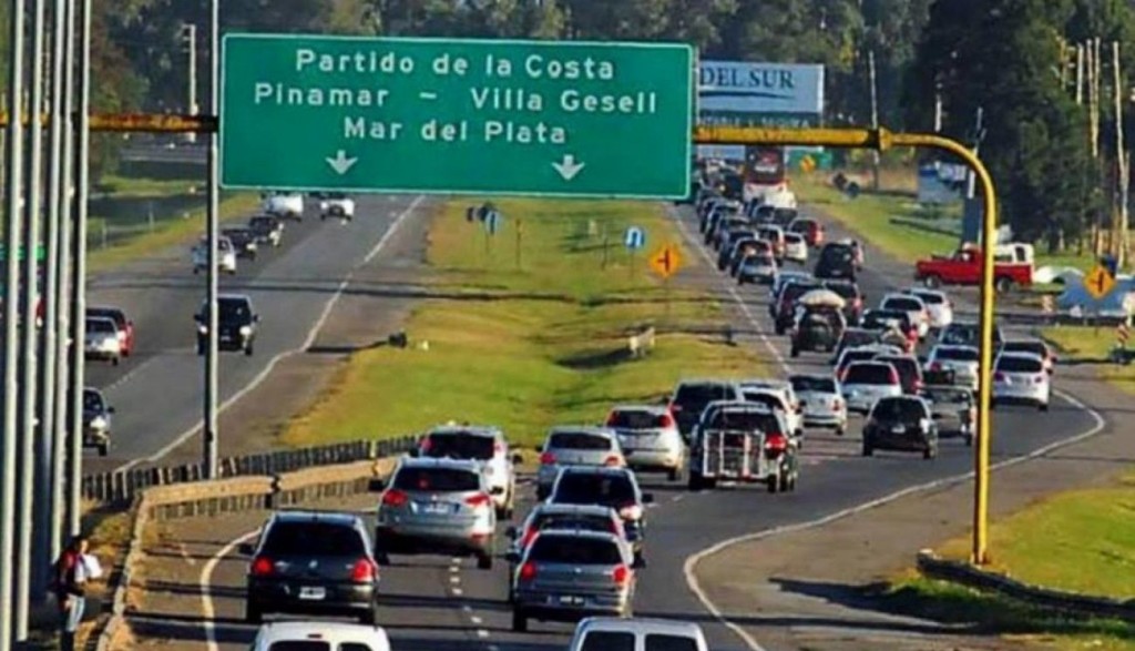 Fin de semana largo con poco gasto: el turismo se movió, pero sin impulso.