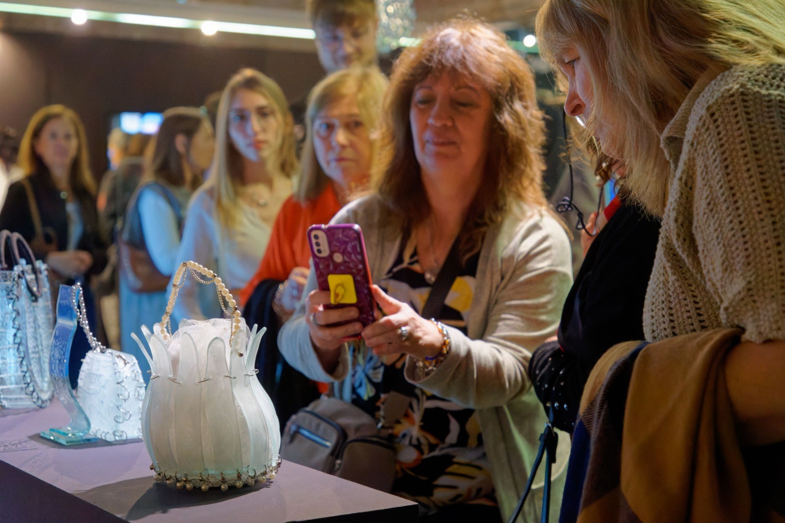 Berazategui: se inauguró la muestra "El legadoIdentidad tallada"