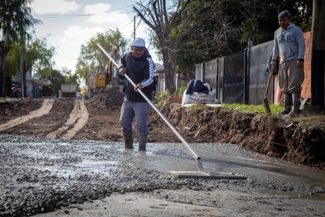 PAVIMENTO EN LA CAÑADA 2