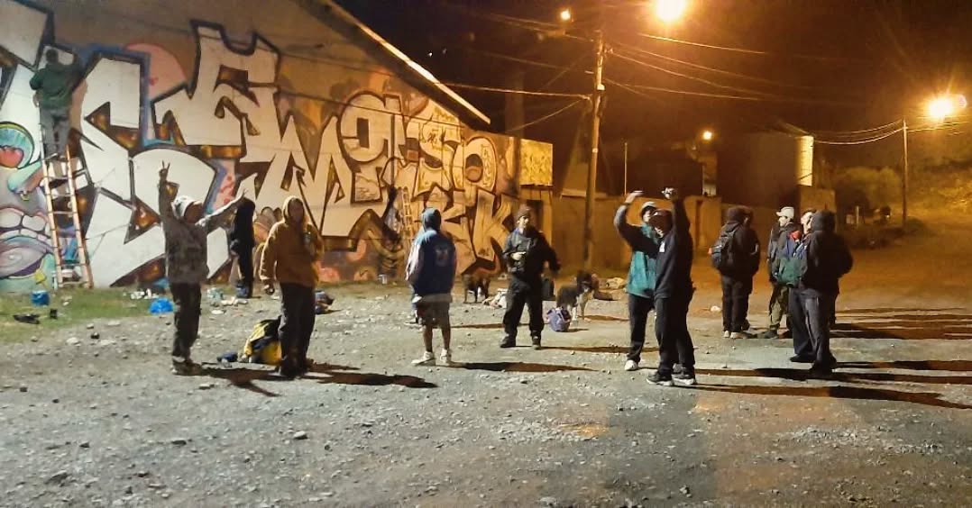 grafiteros-tren-roca
