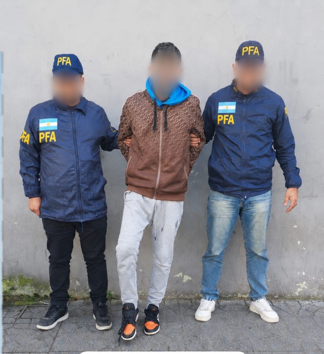 quilmes identidad hermano