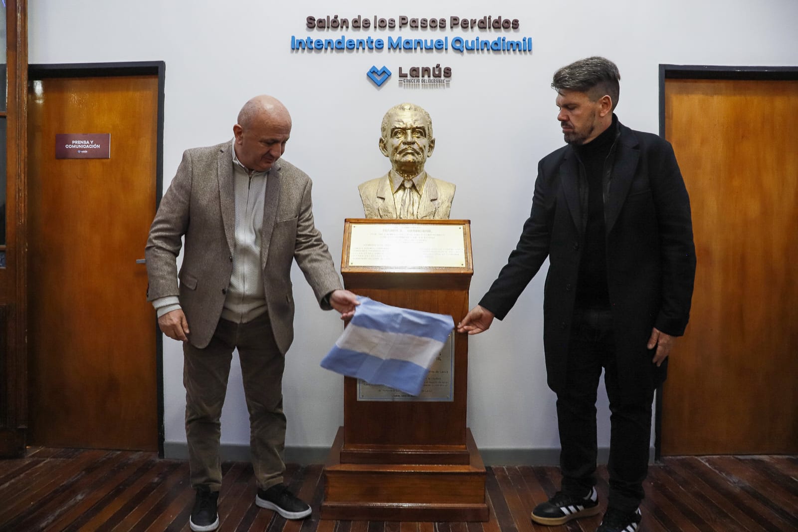 El HCD Lanús impuso el nombre "Intendente Manuel Quindimil" al Salón de los Pasos Perdidos