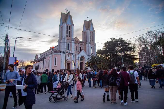desfile-bernal
