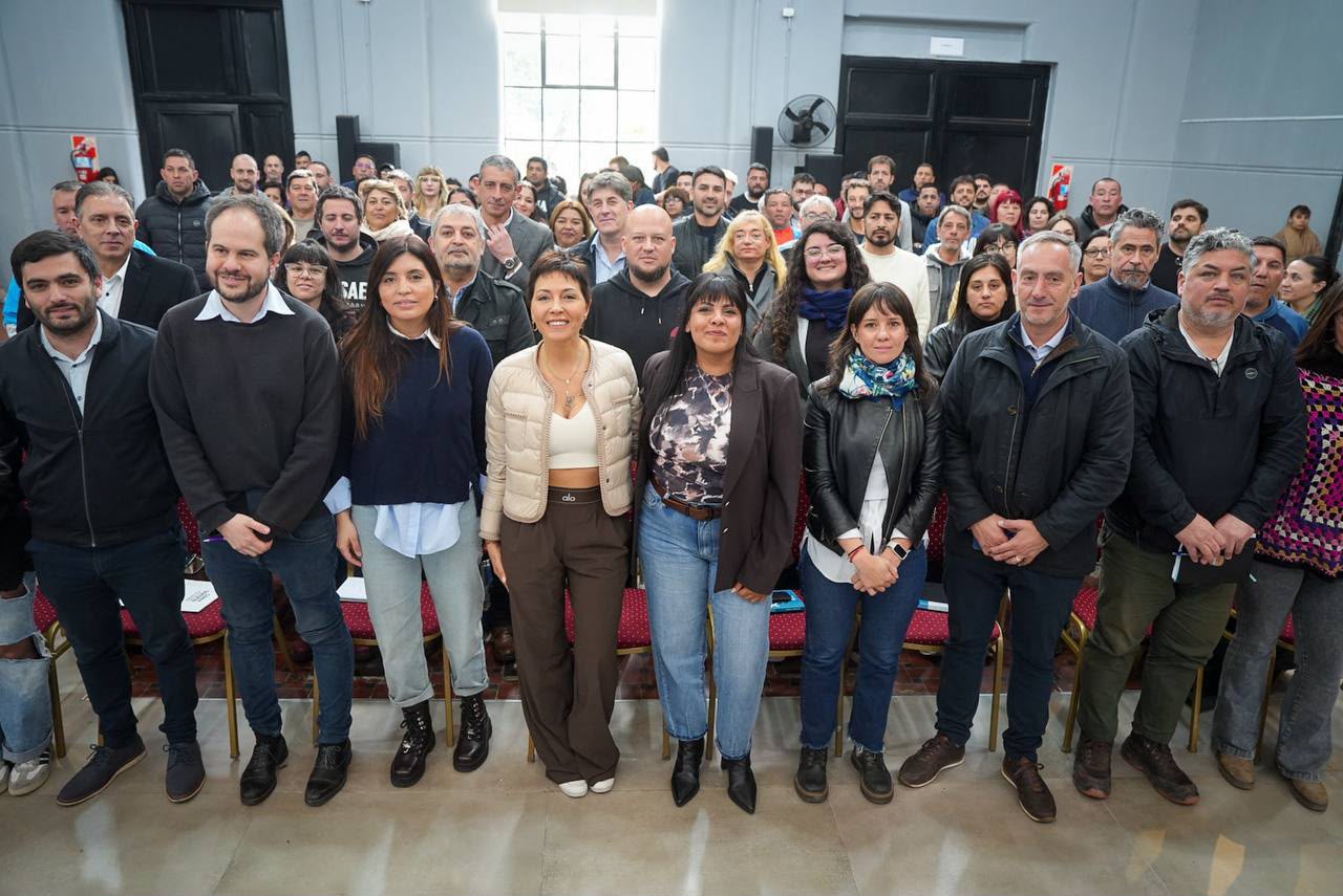 Mayra, Eva Mieri y Daniela Vilar abordaron el fenómeno “El Niño”